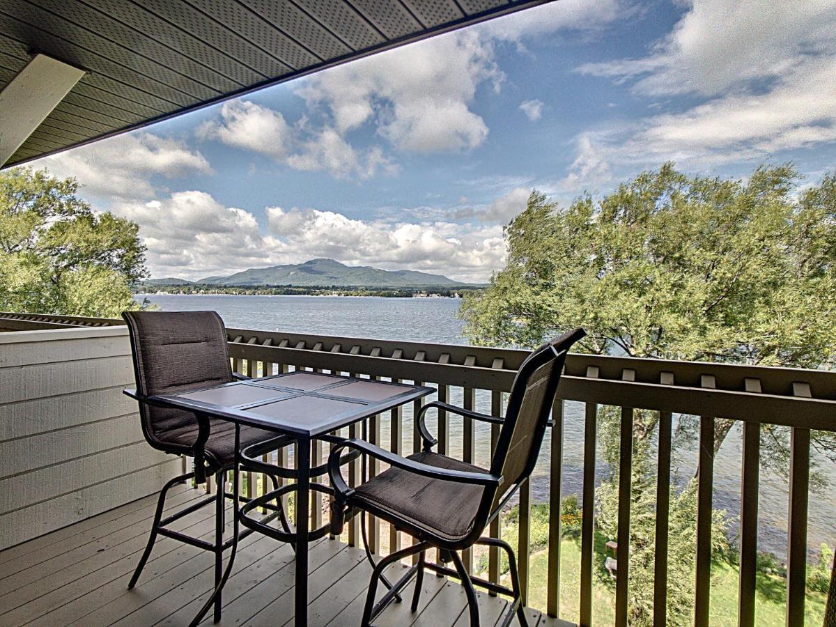 Location Tourisme Estrie - Oberge Du Village マゴグ エクステリア 写真
