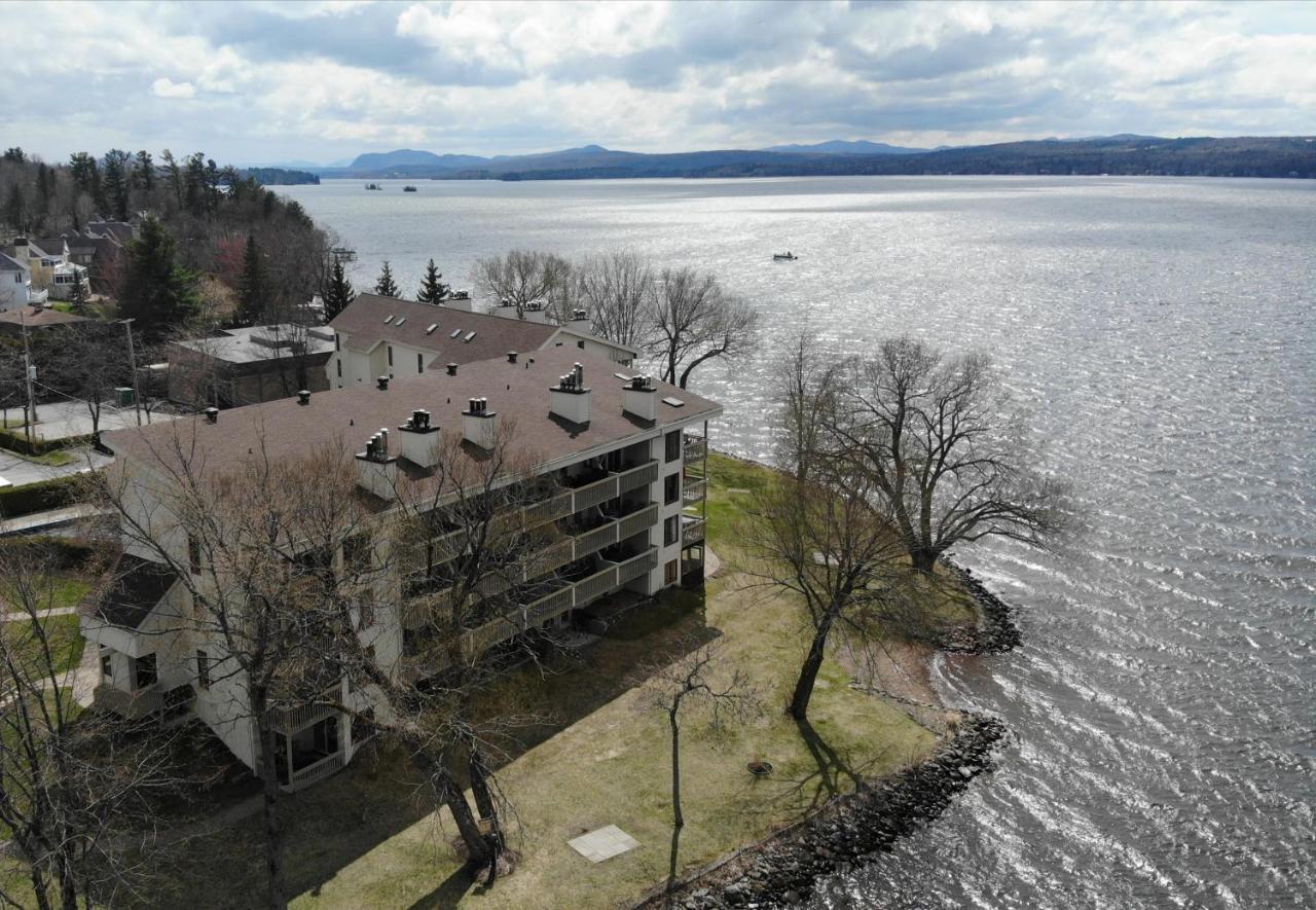 Location Tourisme Estrie - Oberge Du Village マゴグ エクステリア 写真